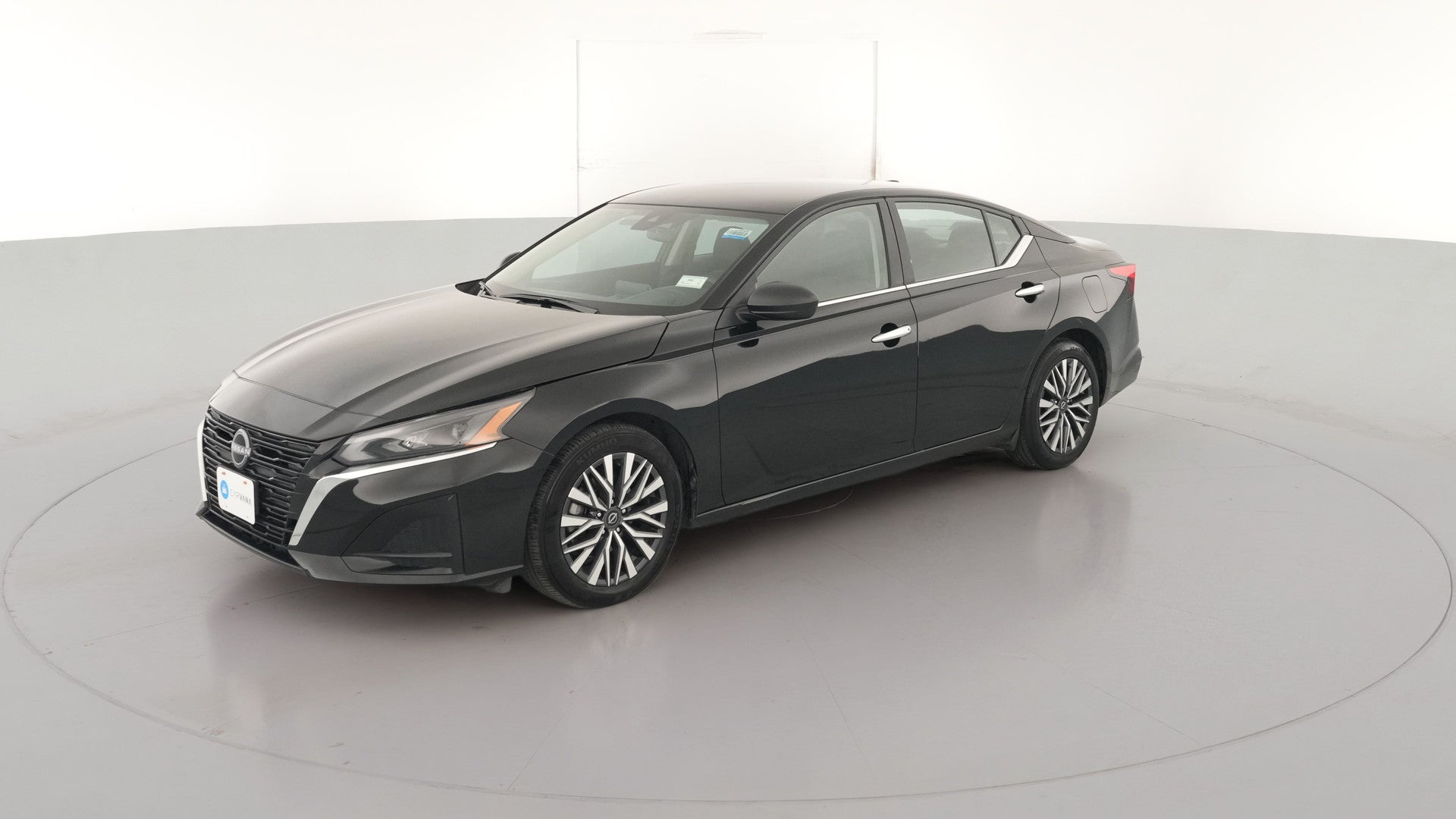 2025 Nissan Altima vehicle photo