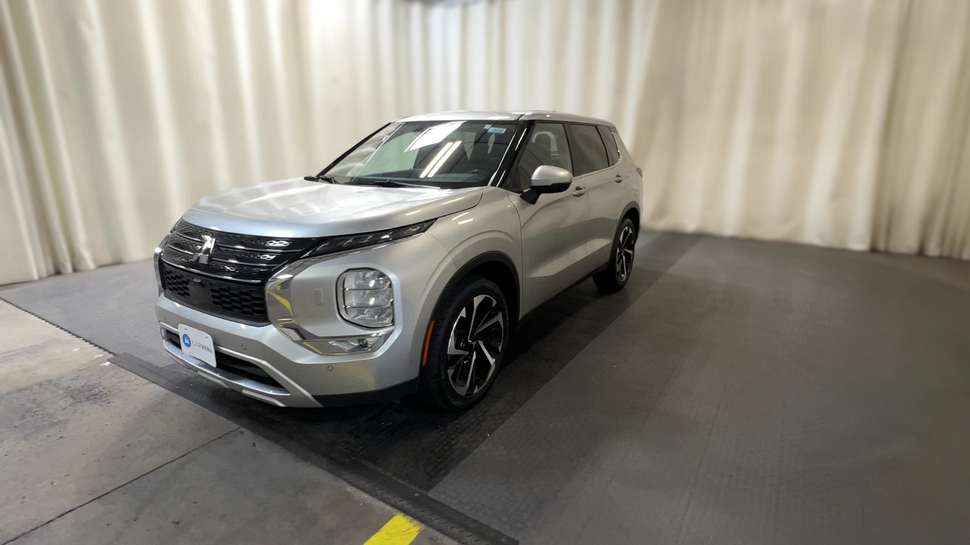 2024 Mitsubishi Outlander vehicle photo