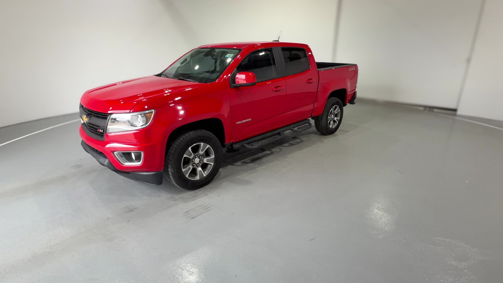 2017 Chevrolet Colorado Crew Cab vehicle photo