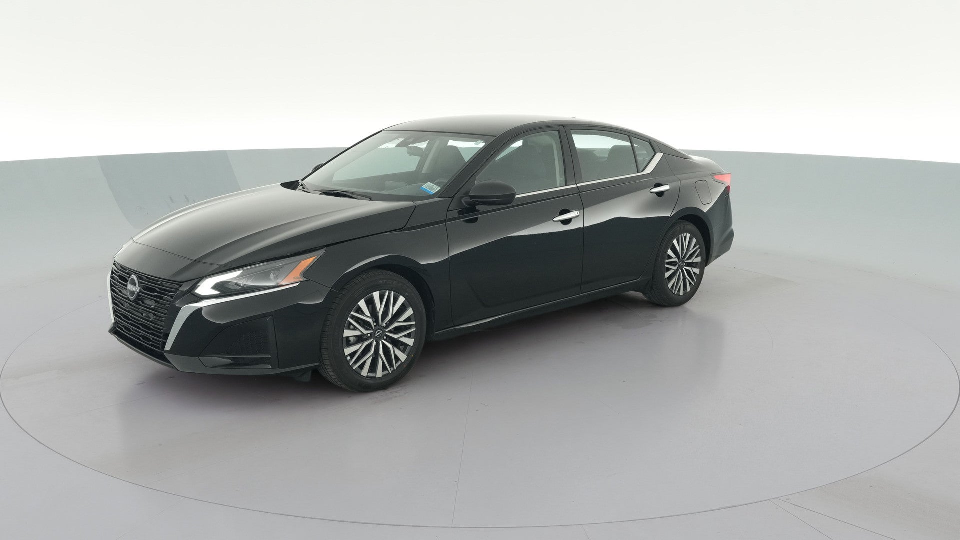 2024 Nissan Altima vehicle photo