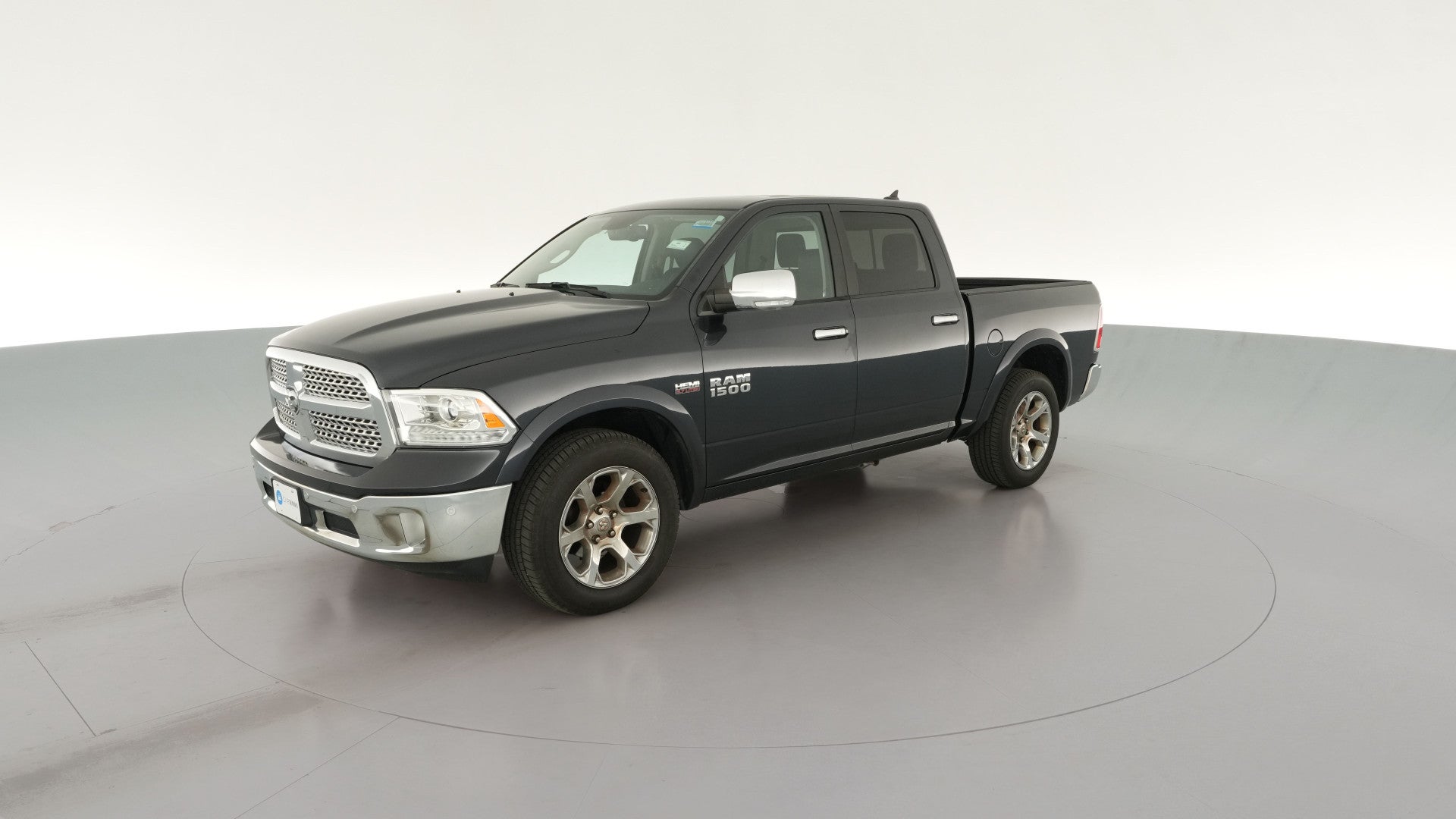2016 Ram 1500 Crew Cab vehicle photo