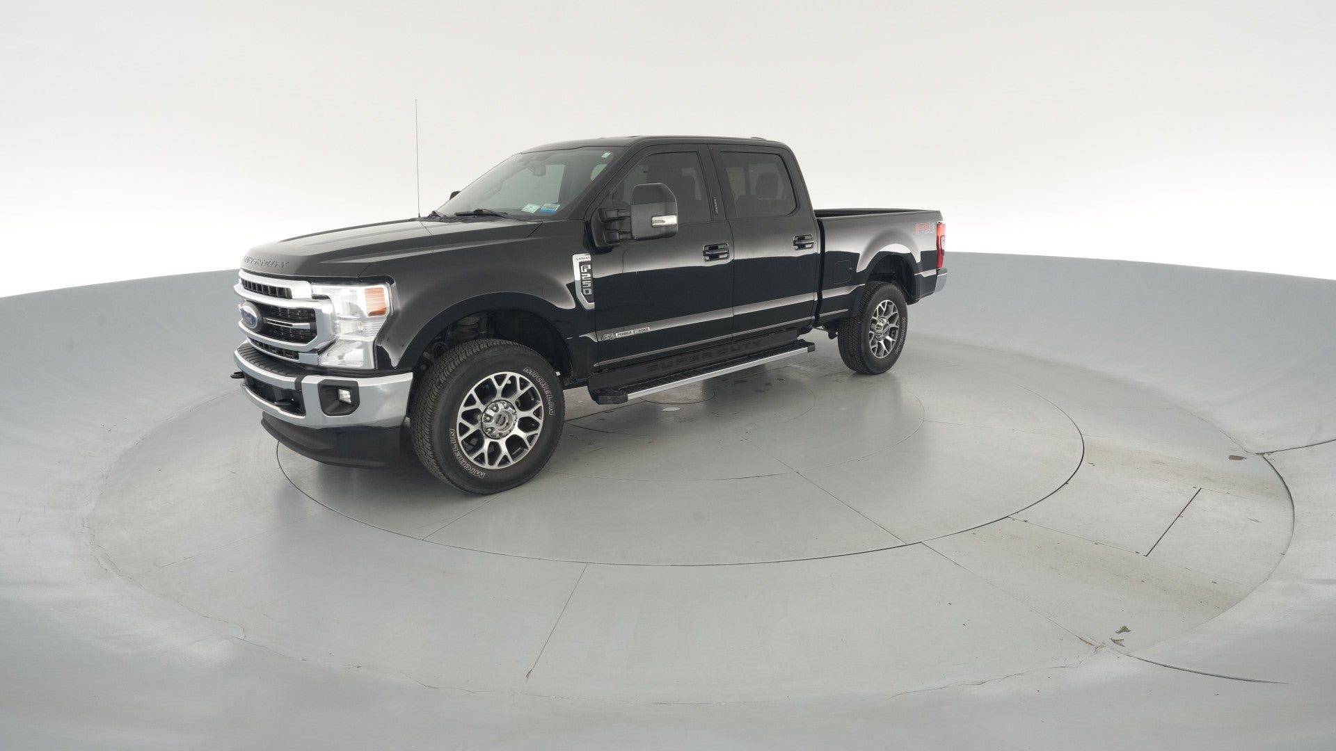2021 Ford F250 Super Duty Crew Cab vehicle photo