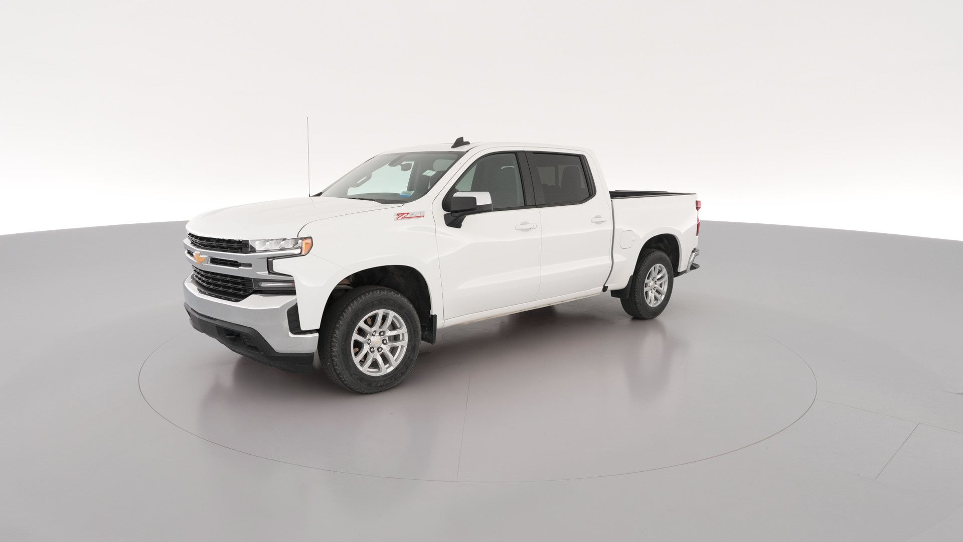 2020 Chevrolet Silverado 1500 Crew Cab vehicle photo
