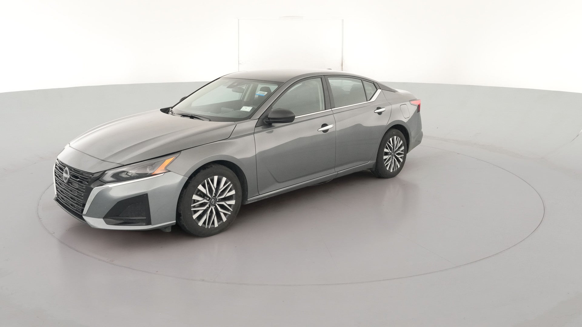 2025 Nissan Altima vehicle photo