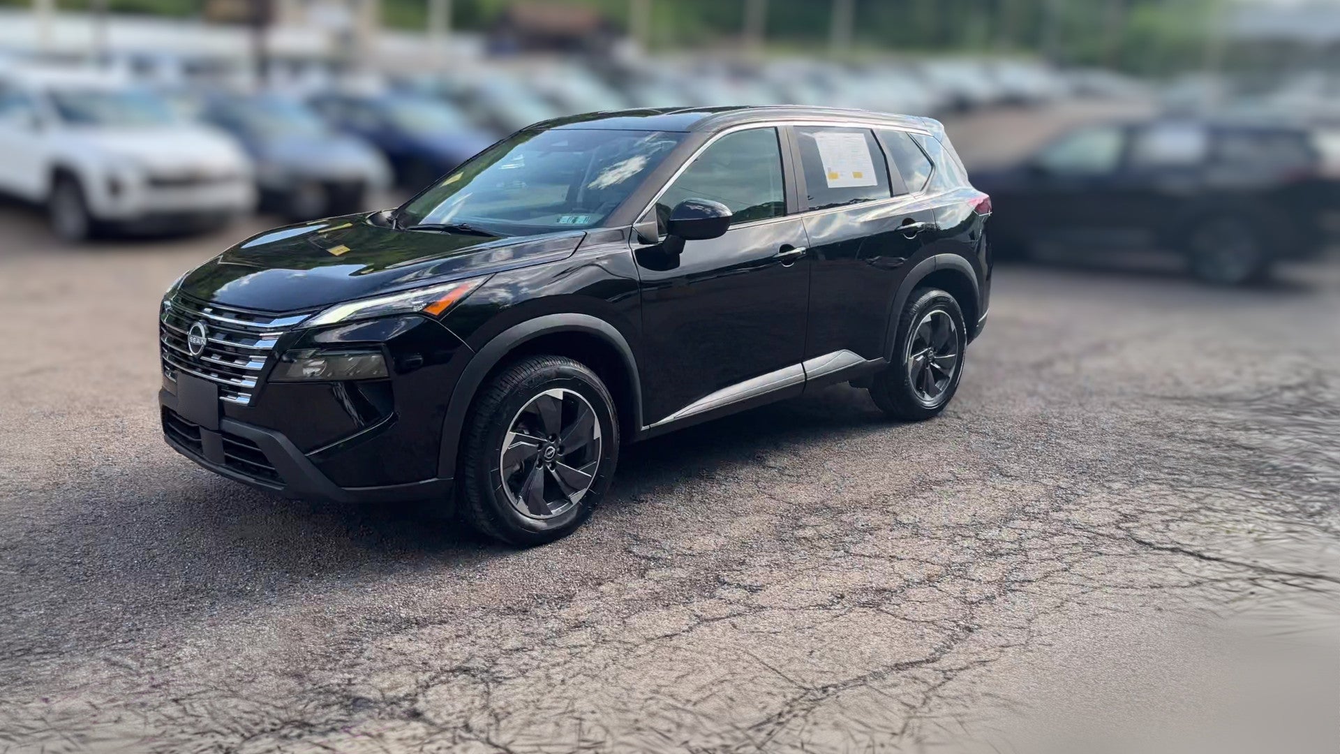 2025 Nissan Rogue vehicle photo
