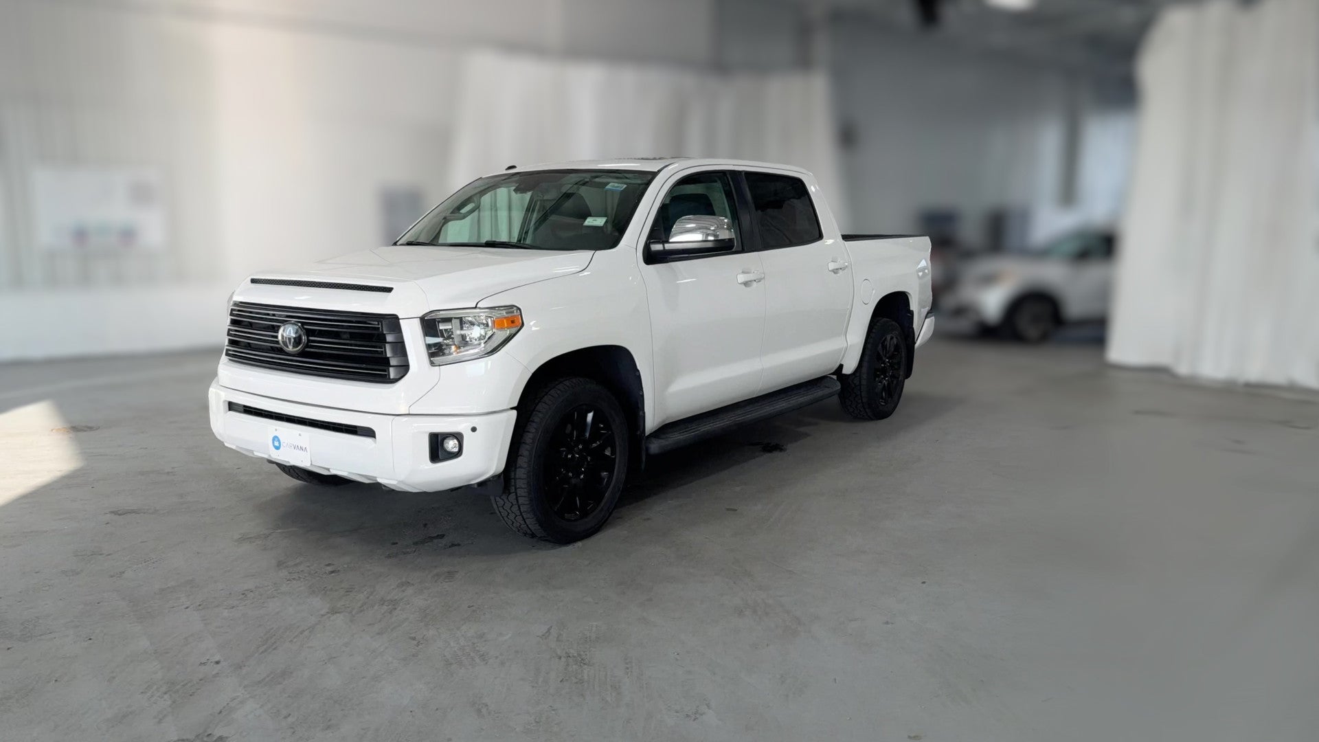 2018 Toyota Tundra CrewMax vehicle photo