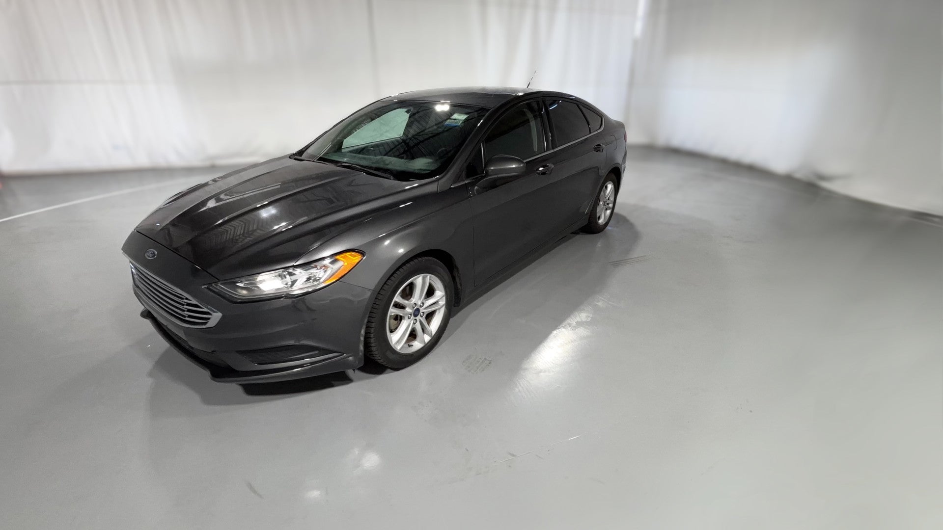 2018 Ford Fusion vehicle photo