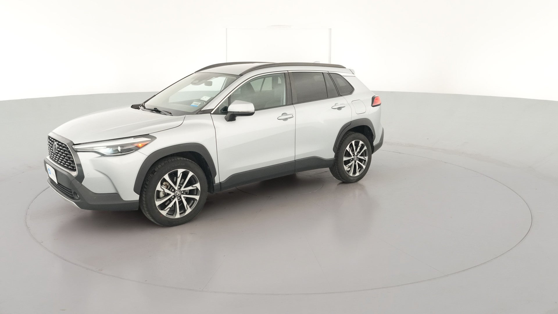 2023 Toyota Corolla Cross vehicle photo