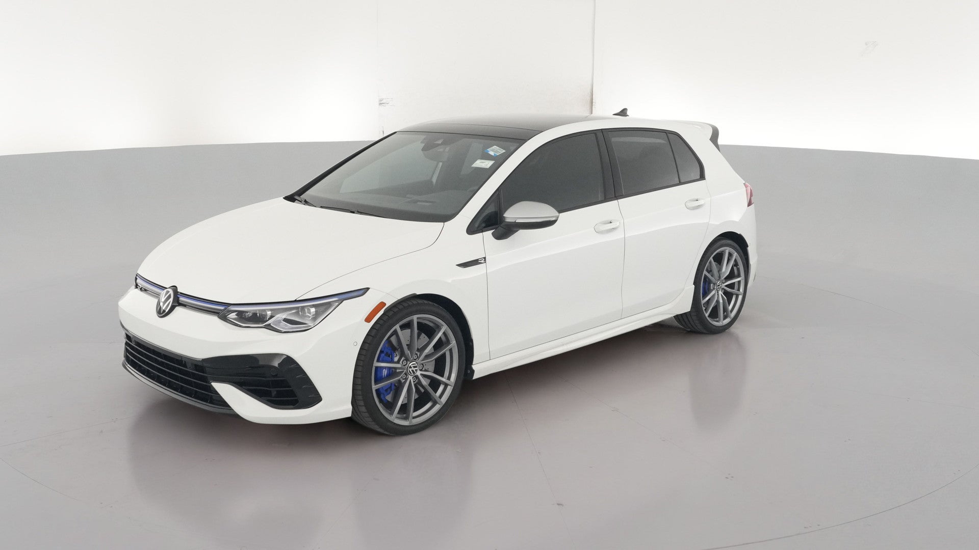 2024 Volkswagen Golf R vehicle photo