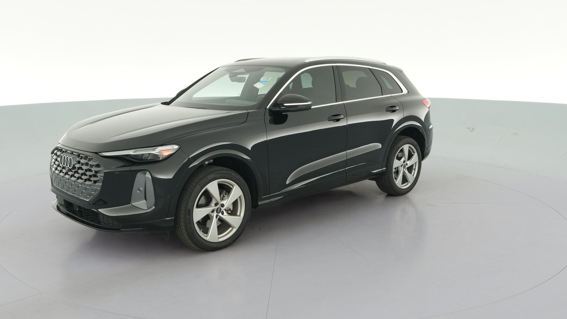 2025 Audi Q5 vehicle photo