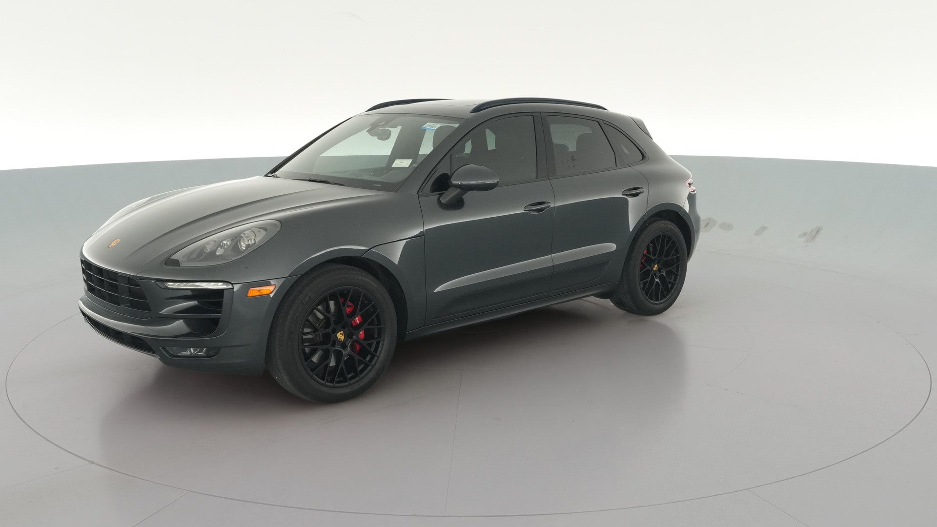 2017 Porsche Macan vehicle photo