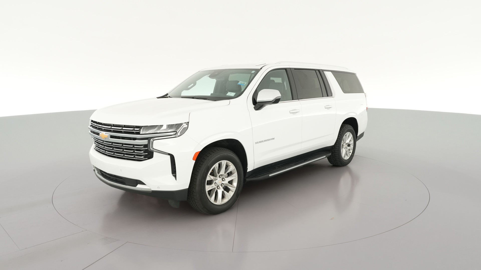 2023 Chevrolet Suburban vehicle photo