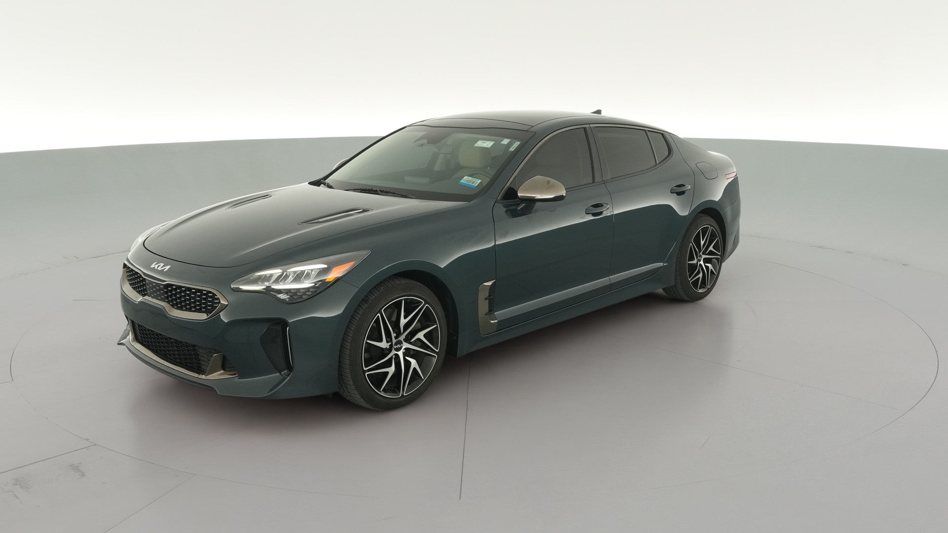 2023 Kia Stinger vehicle photo