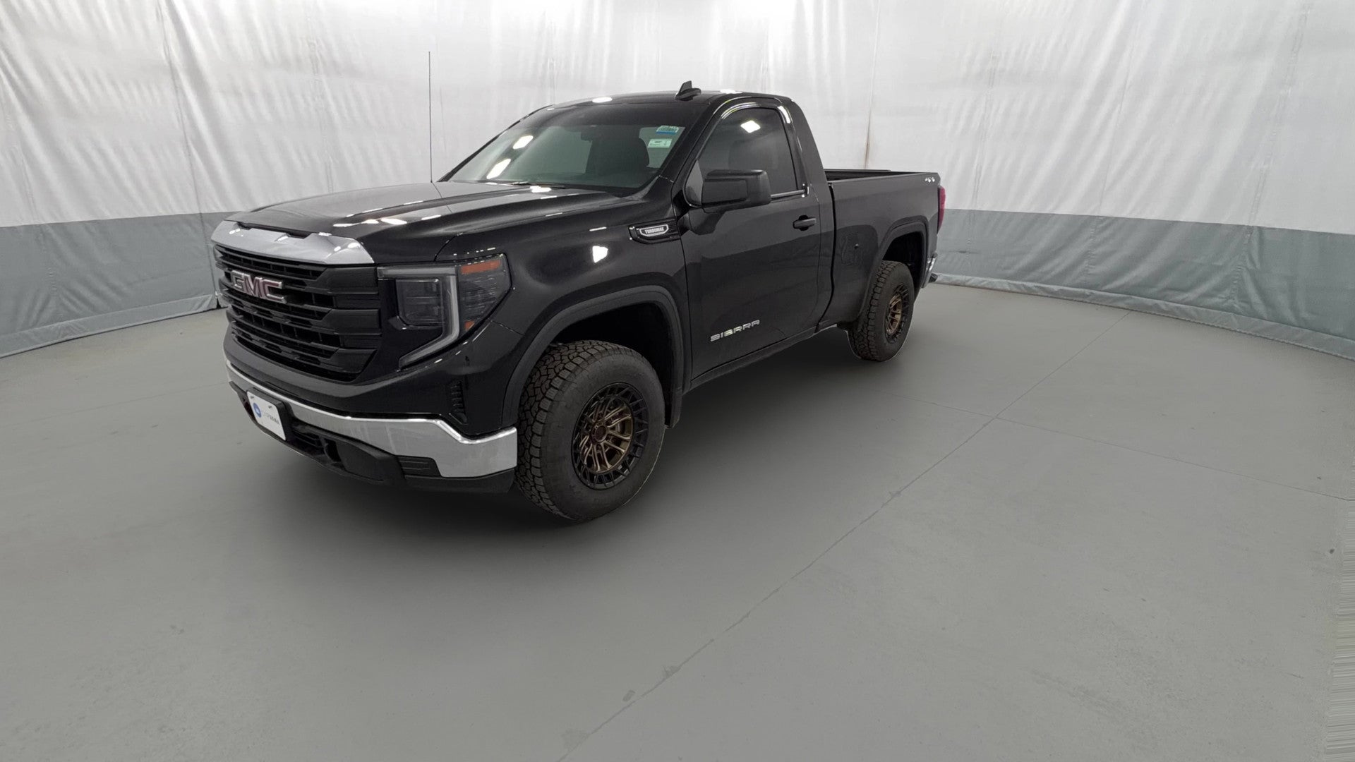 2025 GMC Sierra 1500 Regular Cab vehicle photo