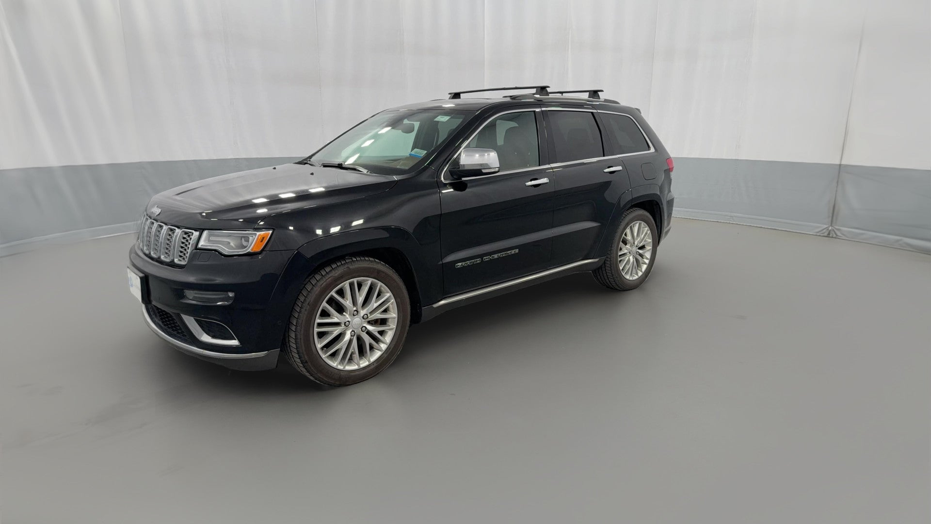 2017 Jeep Grand Cherokee vehicle photo