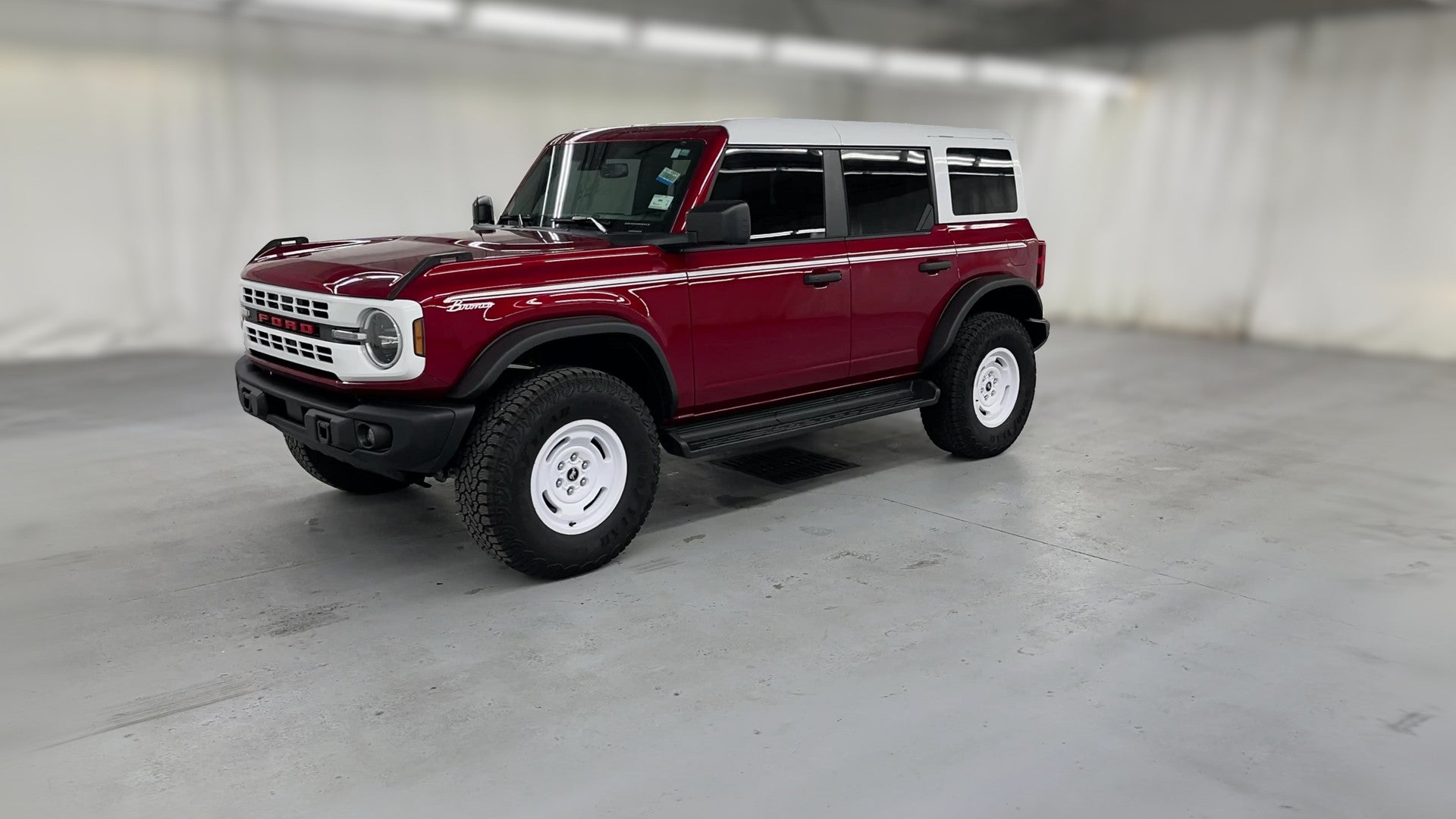 2025 Ford Bronco vehicle photo