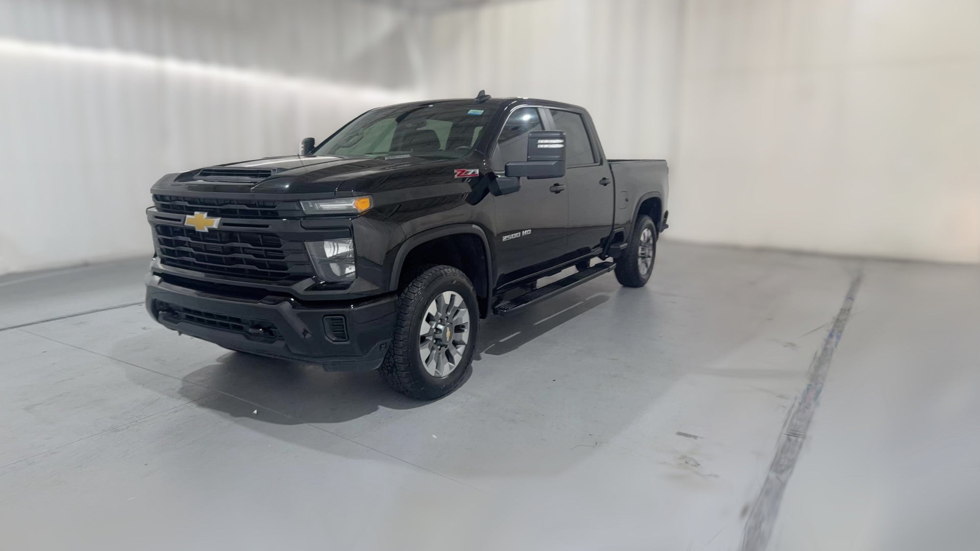 2024 Chevrolet Silverado 2500 HD Crew Cab vehicle photo