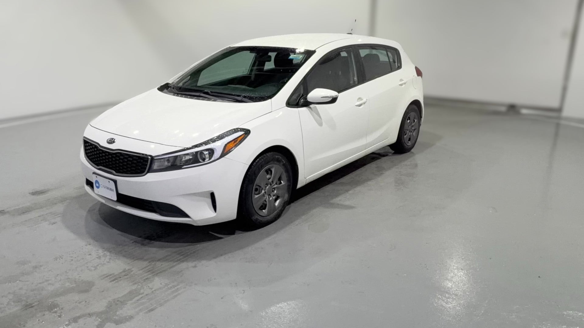2017 Kia Forte5 vehicle photo