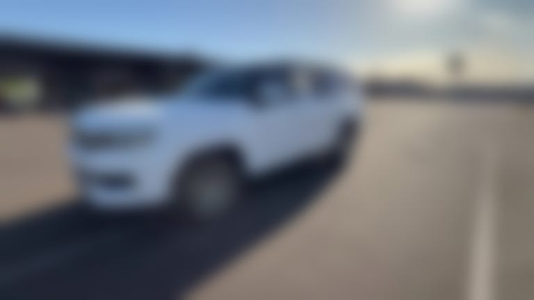 2022 Jeep Grand Wagoneer vehicle photo