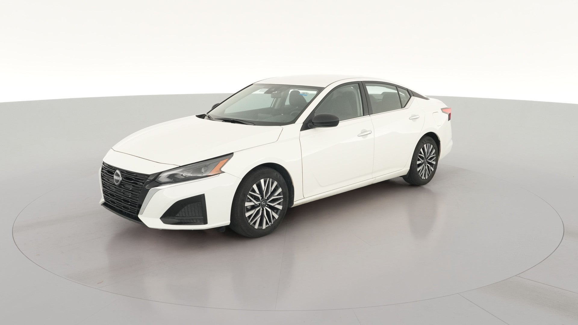 2025 Nissan Altima vehicle photo