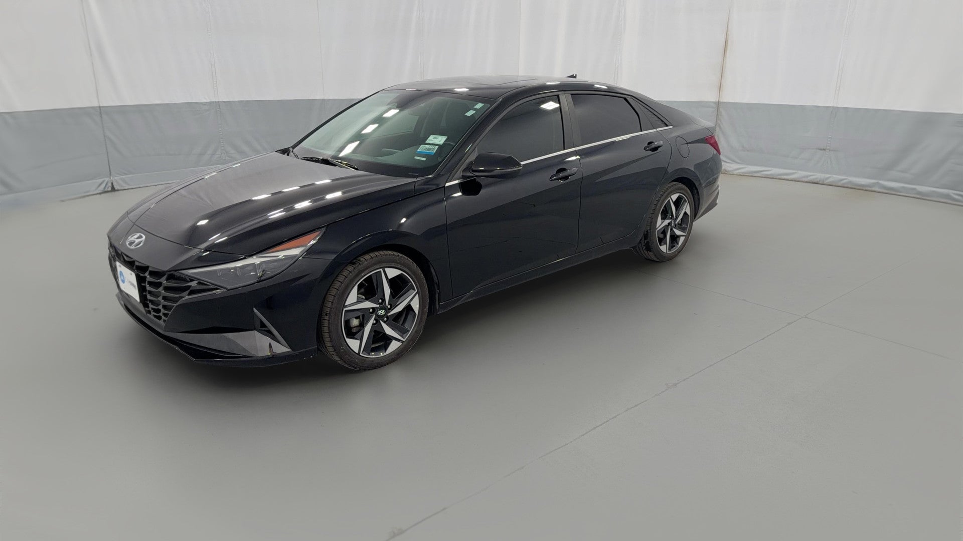 2023 Hyundai Elantra Hybrid vehicle photo