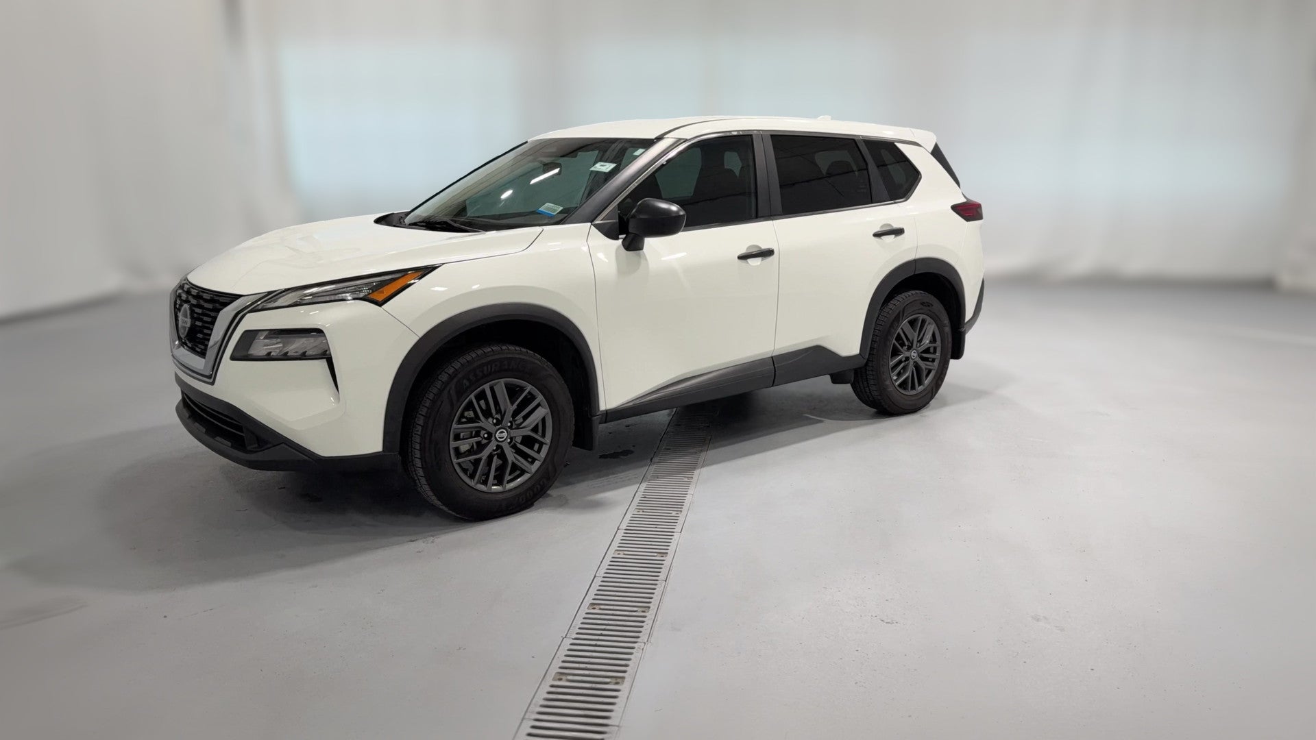 2021 Nissan Rogue vehicle photo