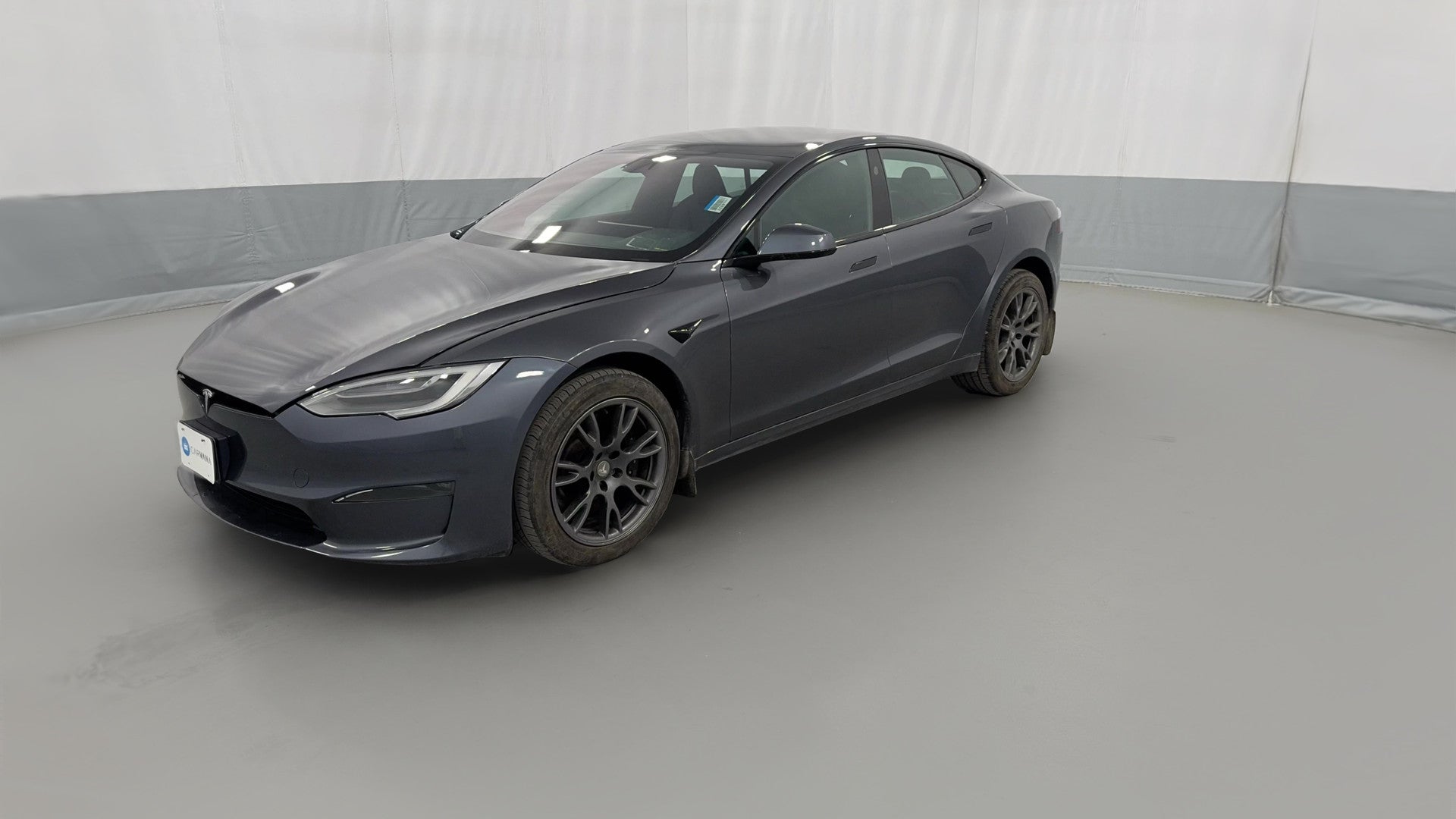 2021 Tesla Model S vehicle photo