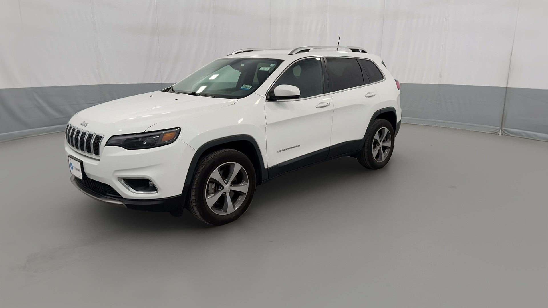 2019 Jeep Cherokee vehicle photo