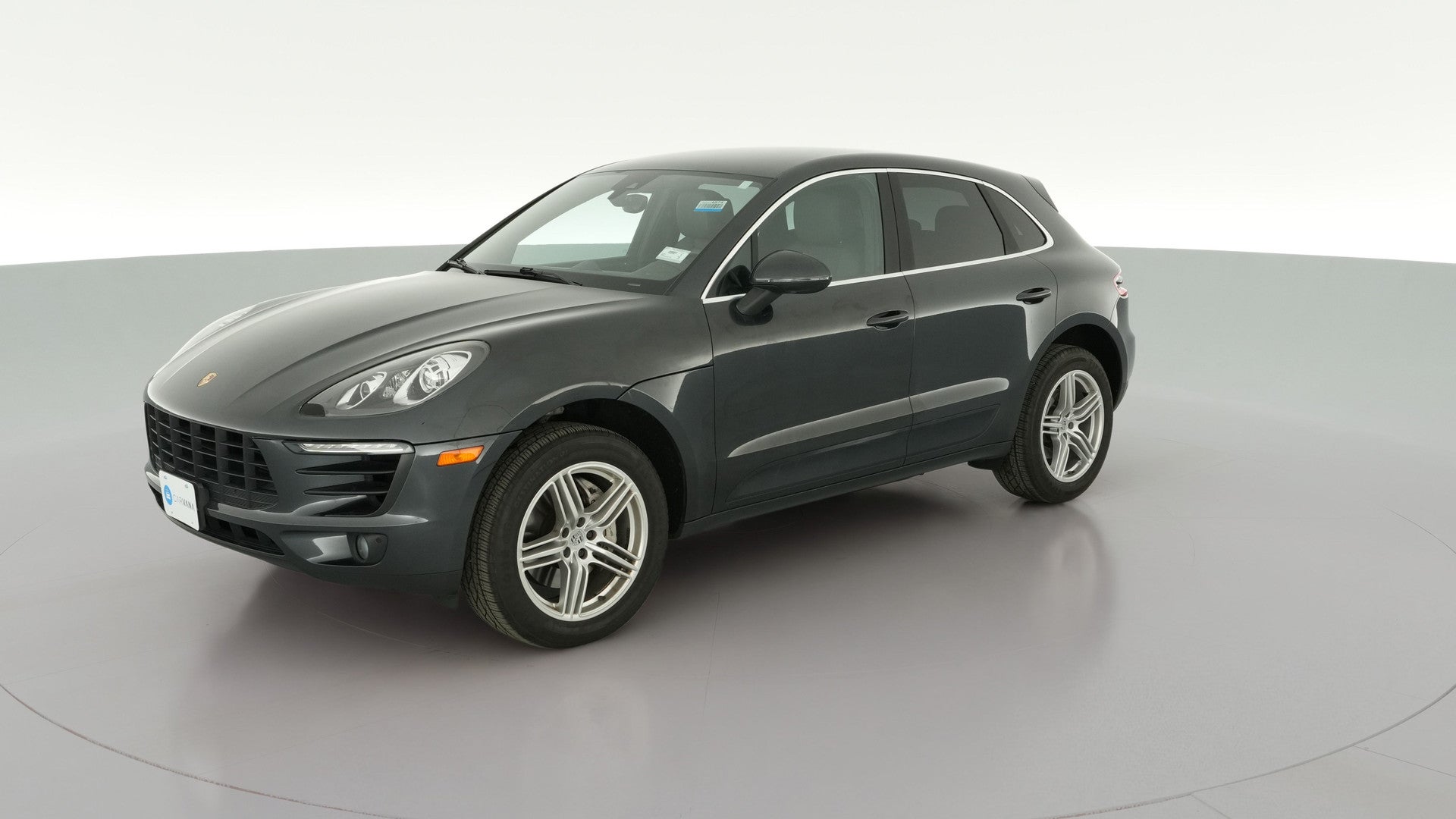 2018 Porsche Macan vehicle photo