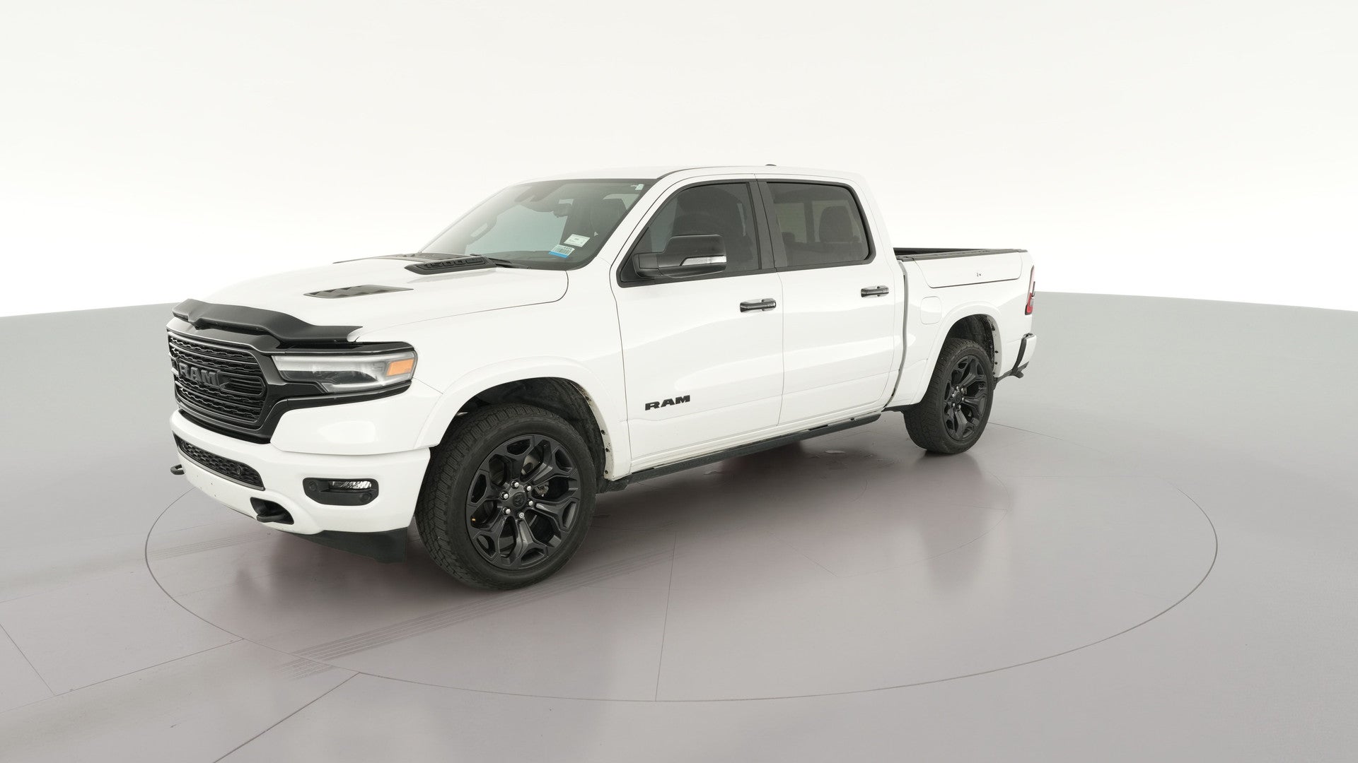 2024 Ram 1500 Crew Cab vehicle photo
