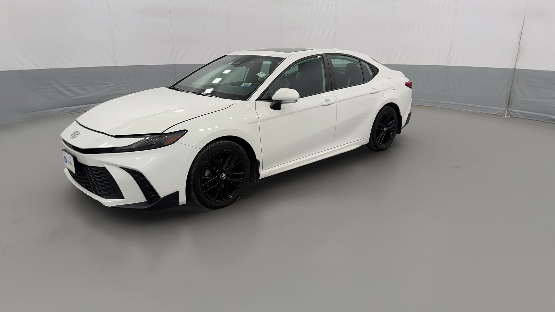 2025 Toyota Camry vehicle photo