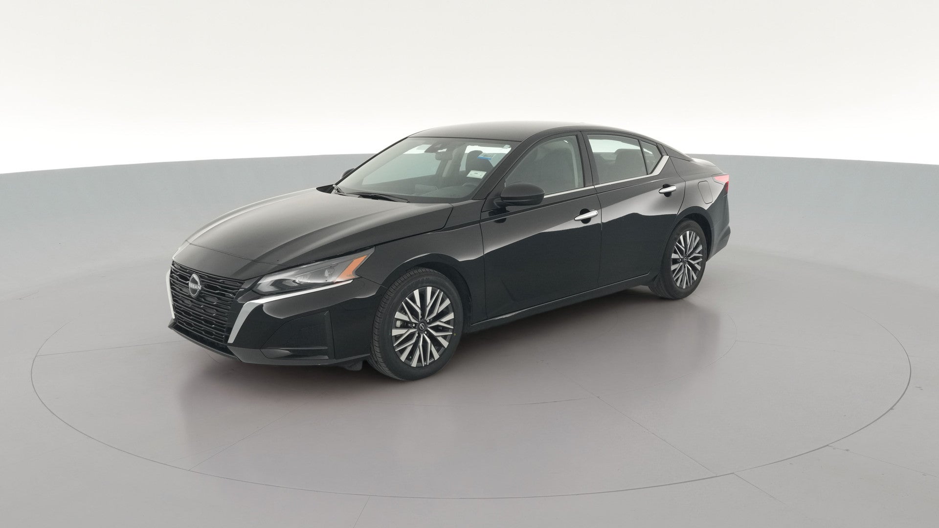 2025 Nissan Altima vehicle photo