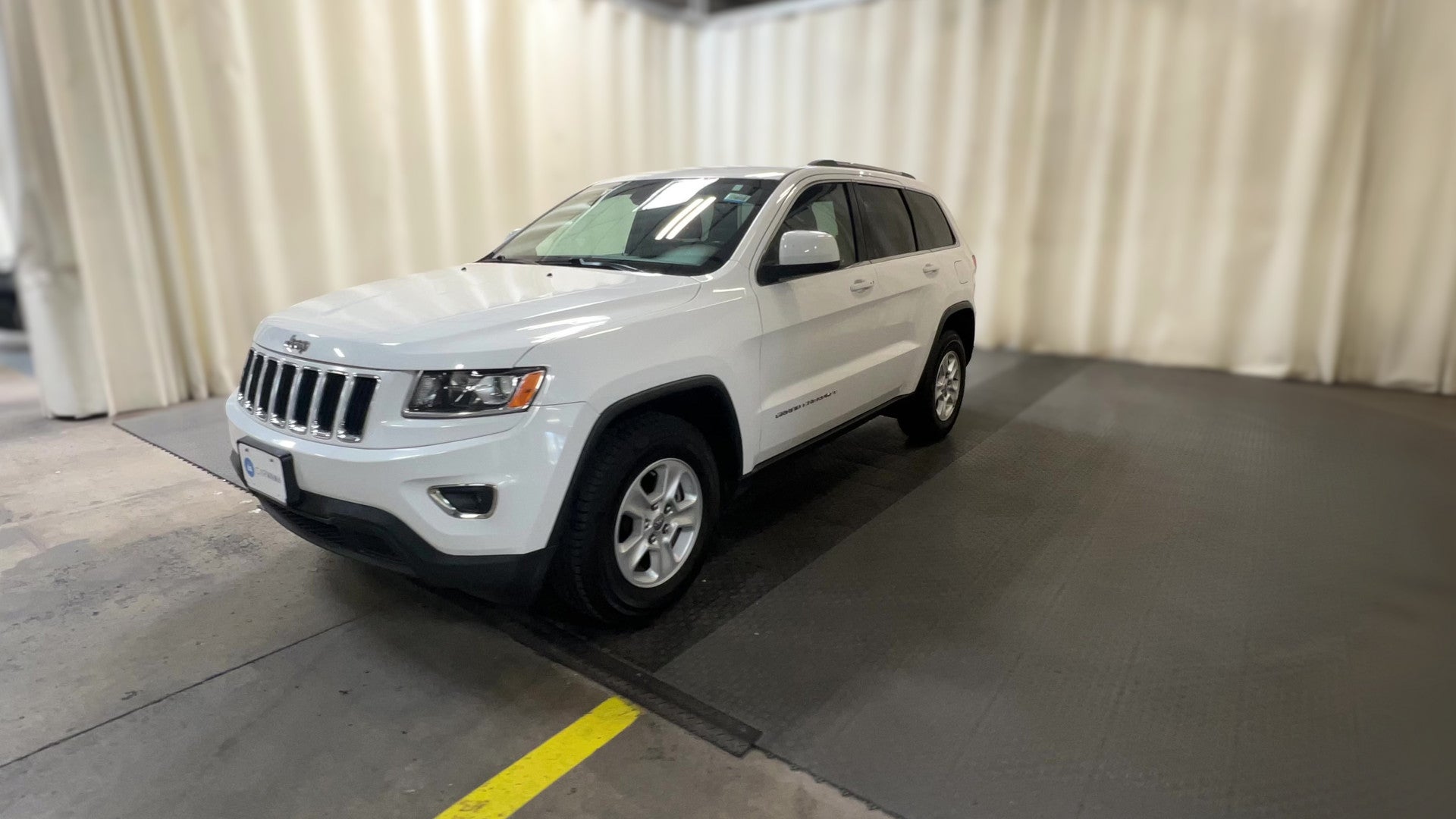 2015 Jeep Grand Cherokee vehicle photo
