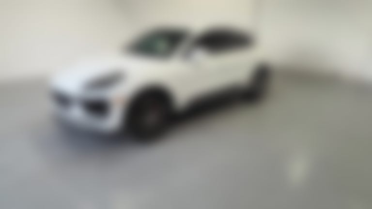 2022 Porsche Macan vehicle photo