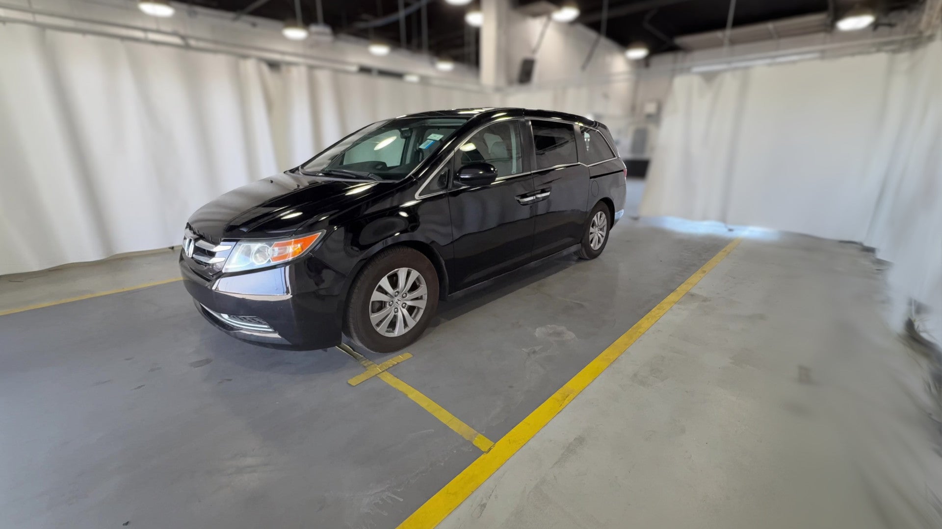 2014 Honda Odyssey vehicle photo