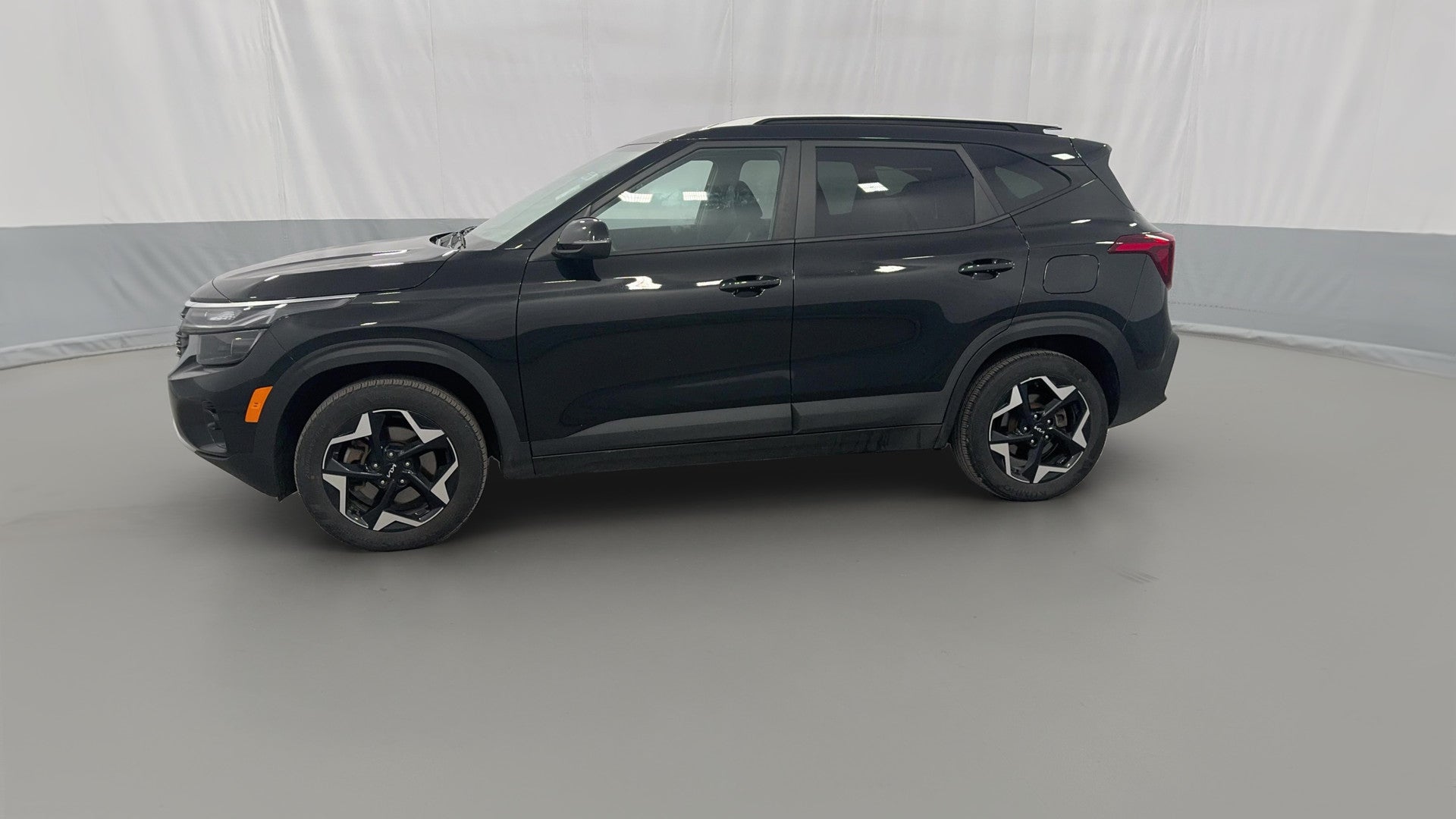 2025 Kia Seltos vehicle photo