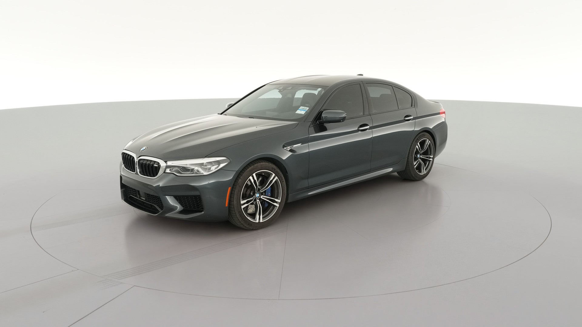 2018 BMW M5 vehicle photo