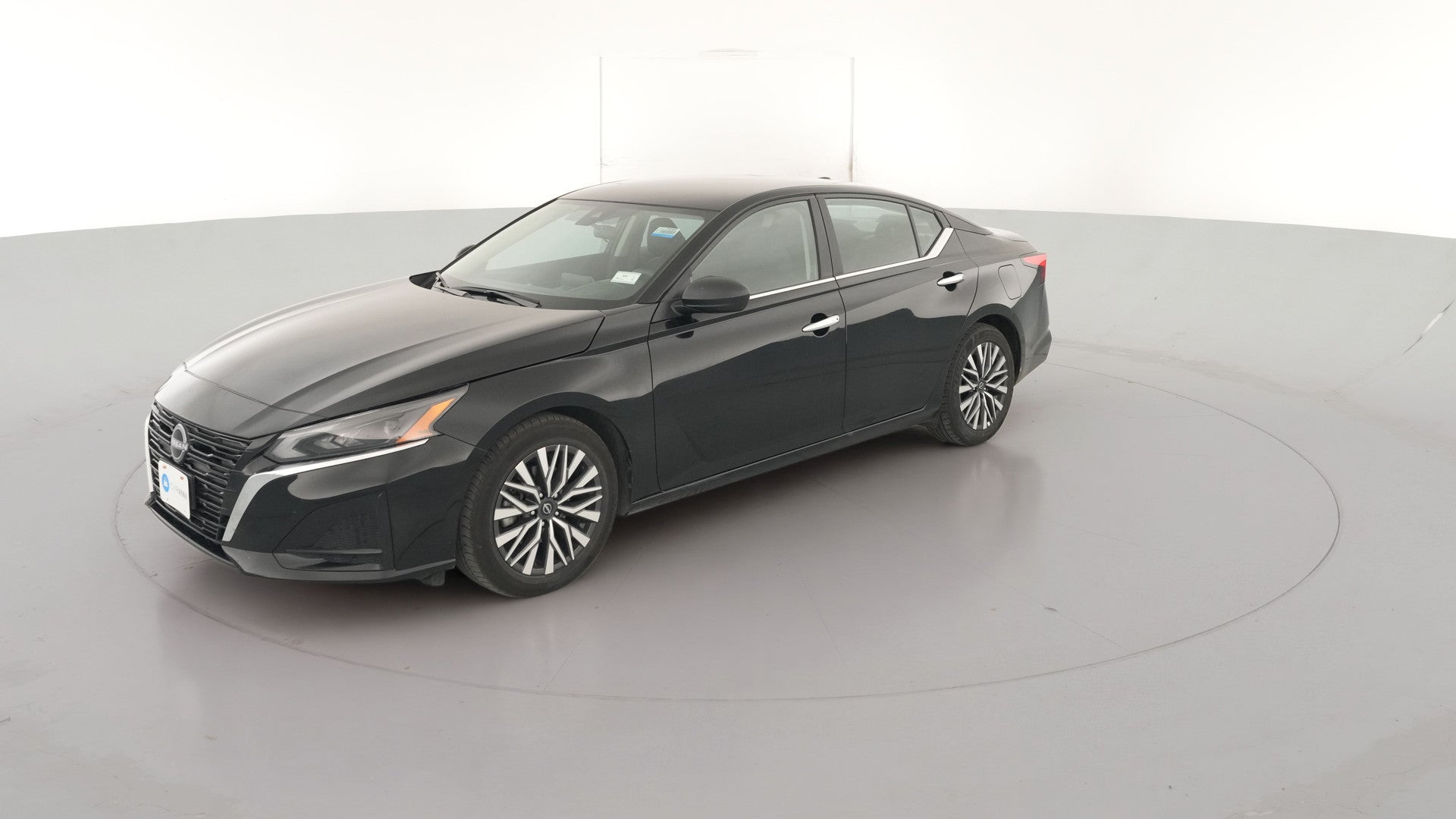 2025 Nissan Altima vehicle photo