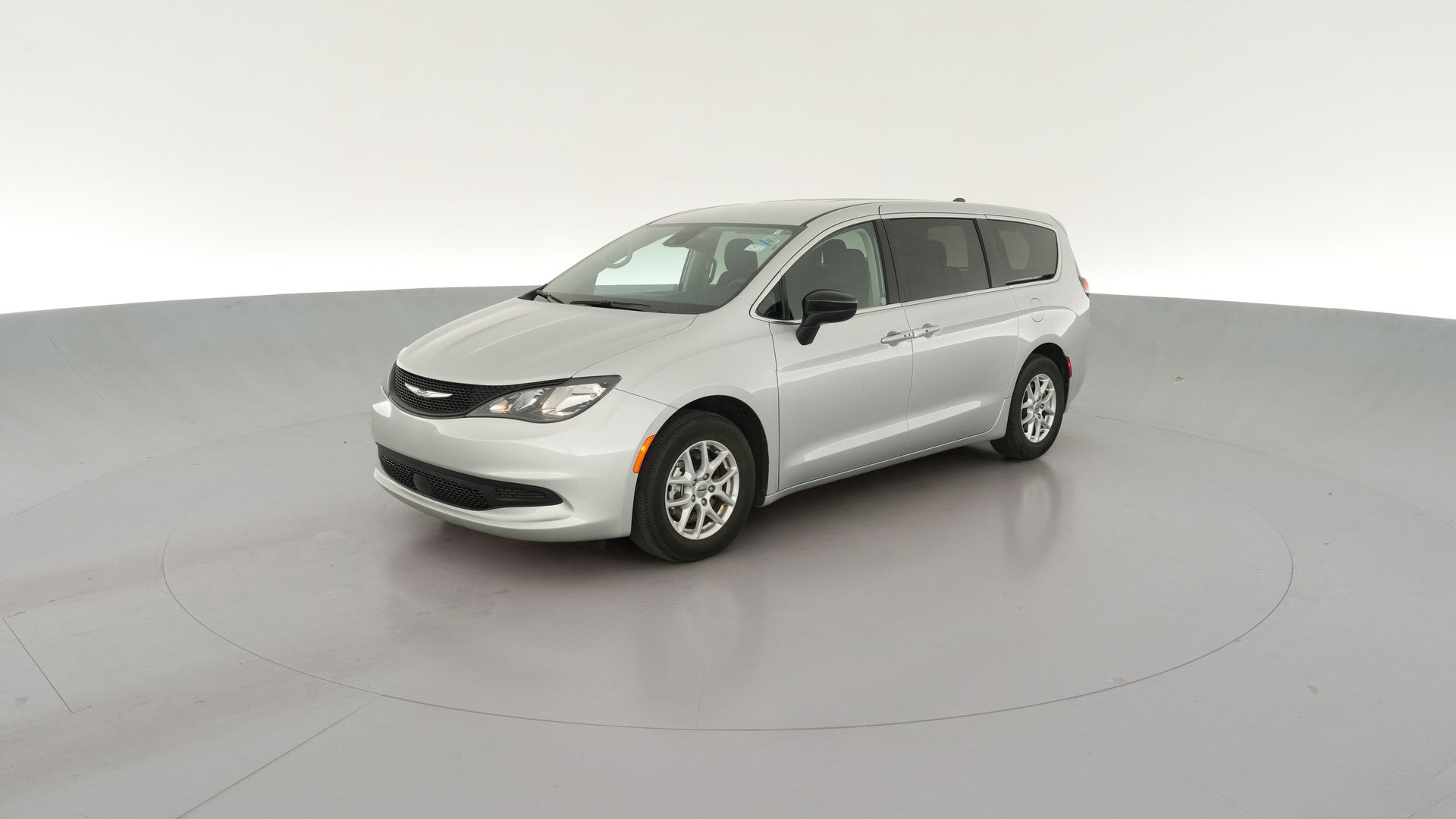 2024 Chrysler Voyager vehicle photo