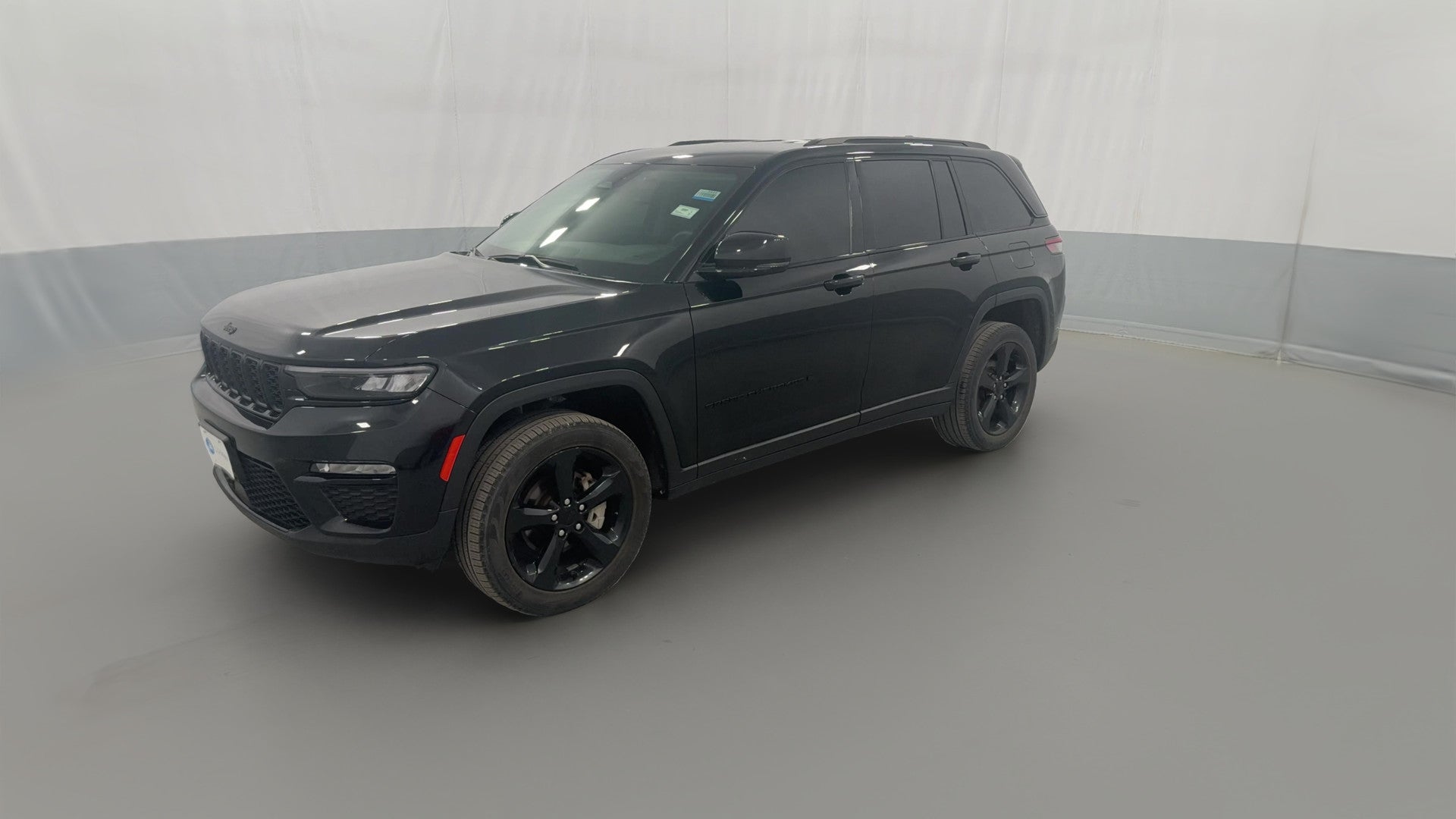 2023 Jeep Grand Cherokee vehicle photo