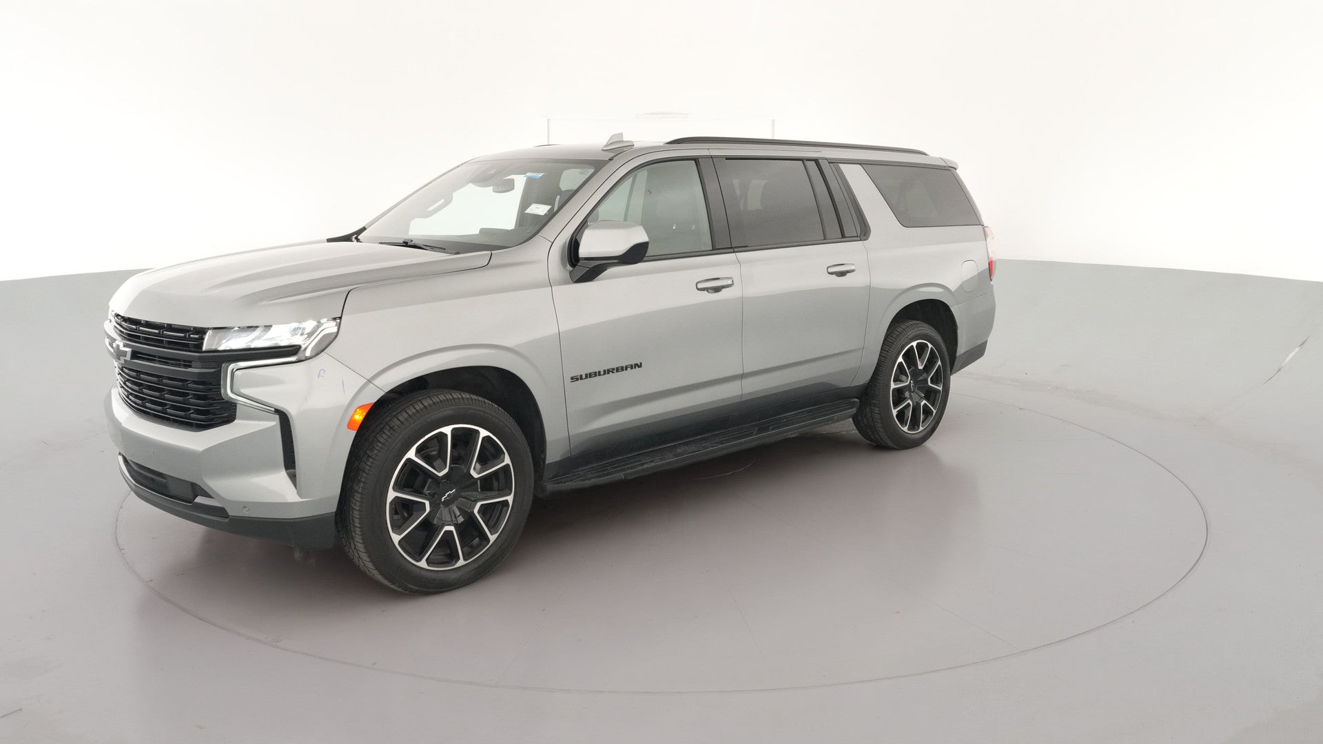 2023 Chevrolet Suburban vehicle photo