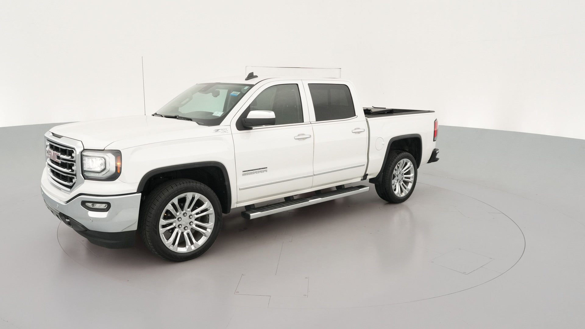 2018 GMC Sierra 1500 Crew Cab vehicle photo