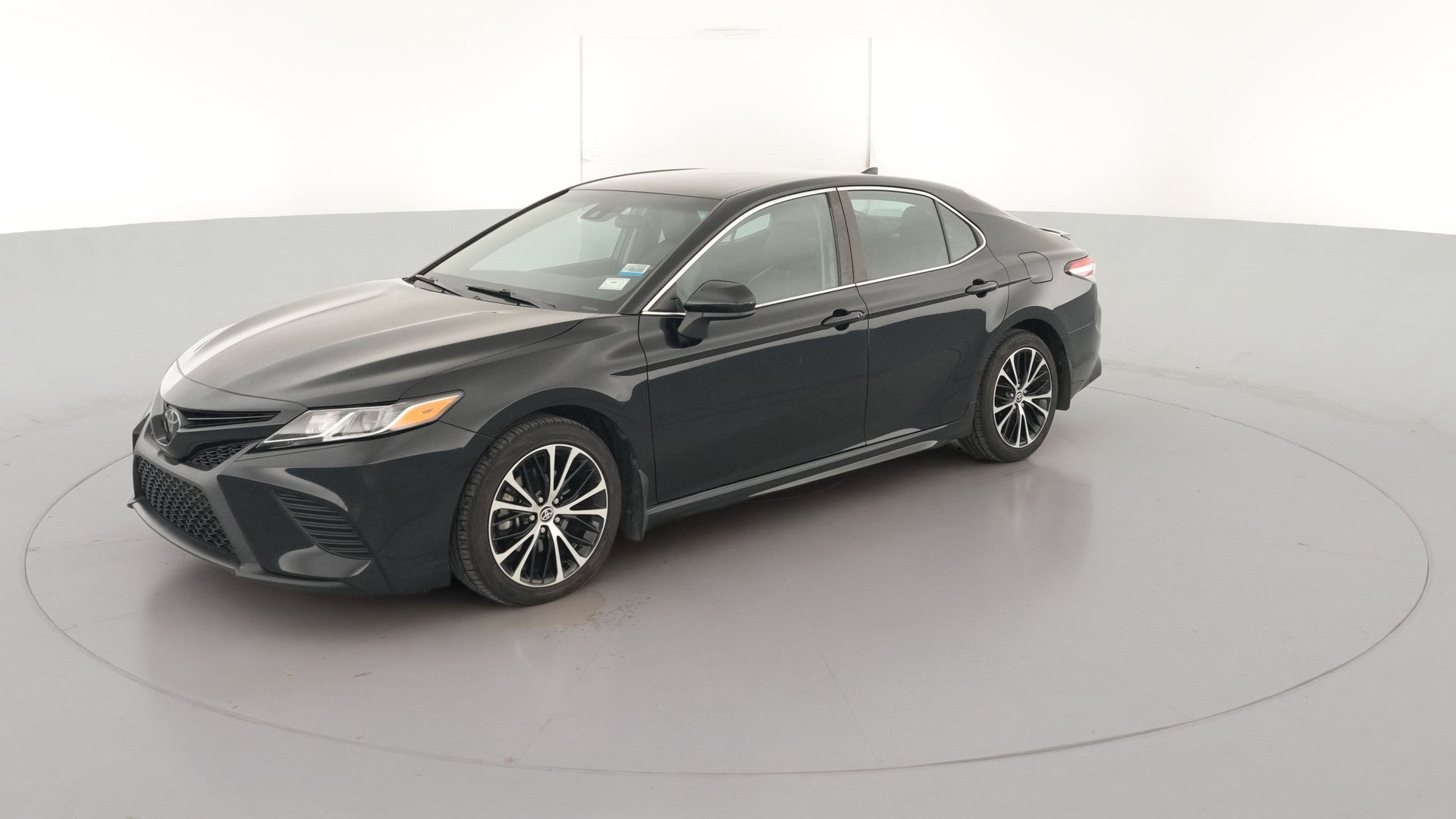 2020 Toyota Camry vehicle photo