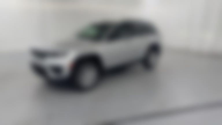 2026 Jeep Grand Cherokee vehicle photo