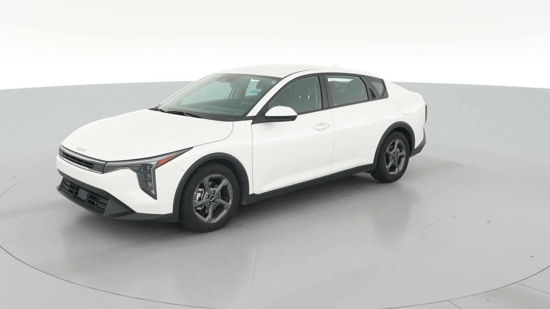 2025 Kia K4 vehicle photo