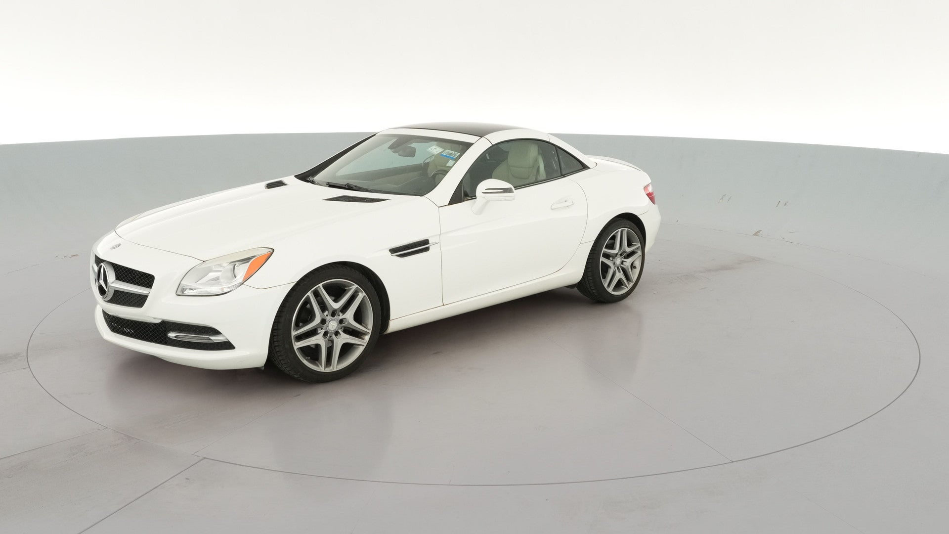 2015 Mercedes-Benz SLK-Class vehicle photo