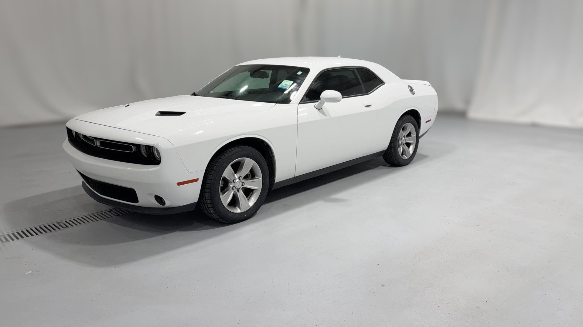 2022 Dodge Challenger vehicle photo