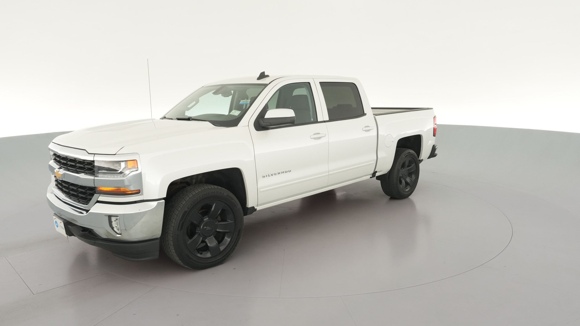2018 Chevrolet Silverado 1500 Crew Cab vehicle photo