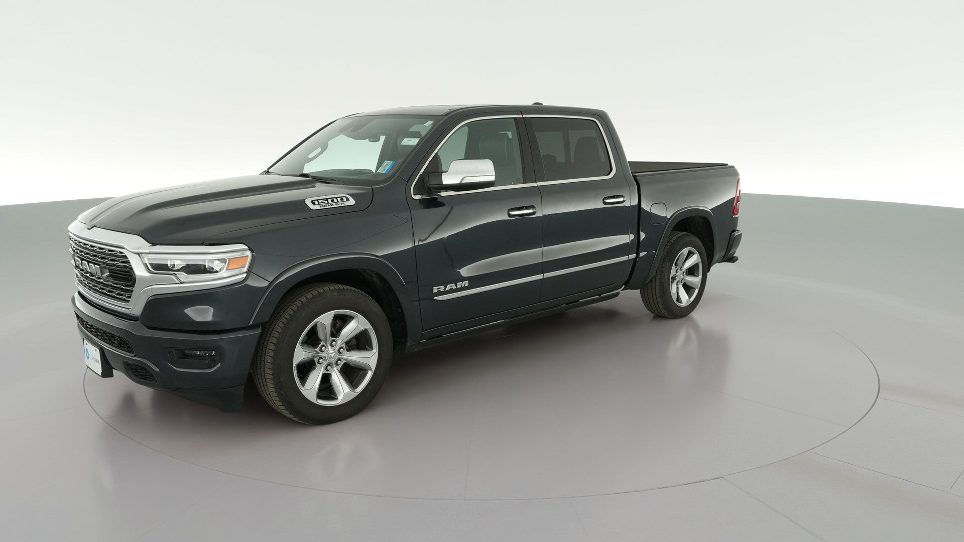2019 Ram 1500 Crew Cab vehicle photo