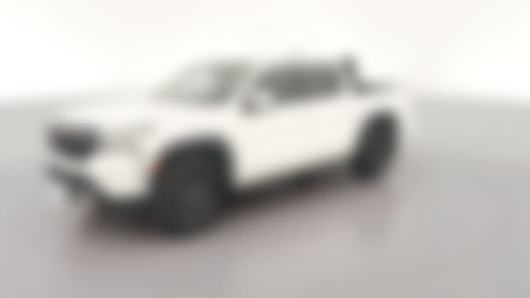 2023 Nissan Frontier Crew Cab vehicle photo